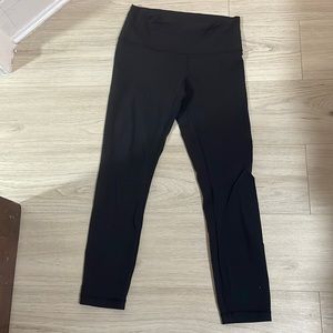 Black lululemon leggings